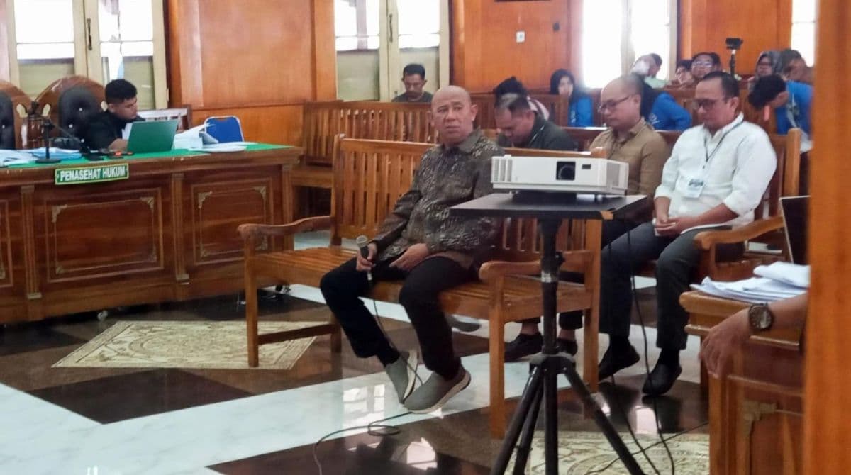 sidang_suap_rp1_miliar_syah_afandin_akui_terima_rp500_juta_dari_yaqub