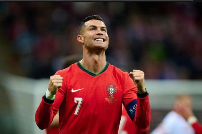cristiano_ronaldo_pecahkan_rekor_dua_kali_sebelum_24_jam
