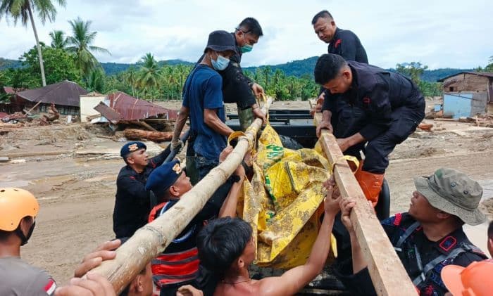 hampir_sebulan_bencana_di_sumut_369_orang_meninggal72_korban_masih_hilang