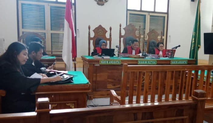 kasus_pengoplosan_lpg_bersubsidi_dua_terdakwa_divonis_8_bulan_penjara_di_pn_medan