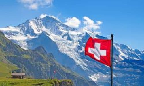 swiss_mau_ikuti_jejak_australia_larang_penggunaan_media_sosial_anak