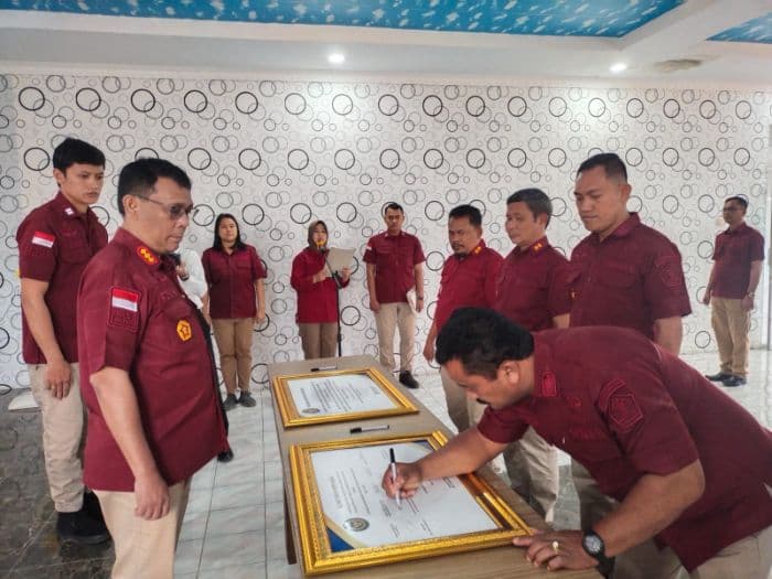 pegawai_lapas_narkotika_kelas_iia_pematangsiantar_tandatangani_pakta_integritas