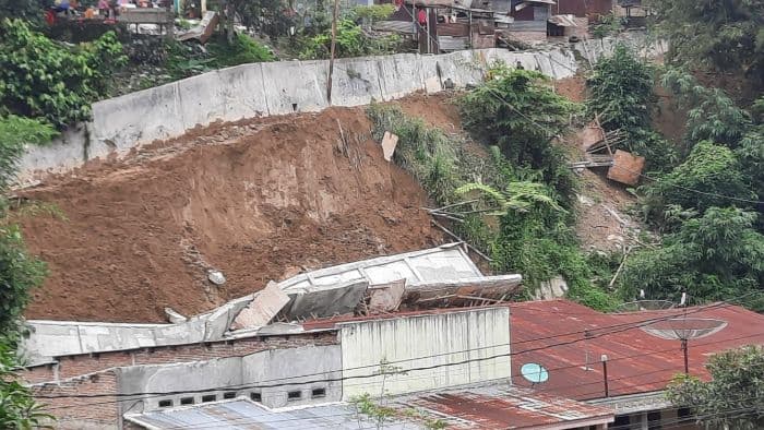 pupr_sumut_belum_tahu_alasan_proyek_perkuatan_tebing_sungai_senilai_rp27_miliar_di_siantar_ambruk