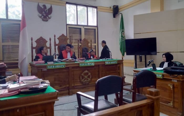 rampok_rp5_miliar_uang_nasabah_pegawai_bri_medan_putri_hijau_divonis_6_tahun_penjara_