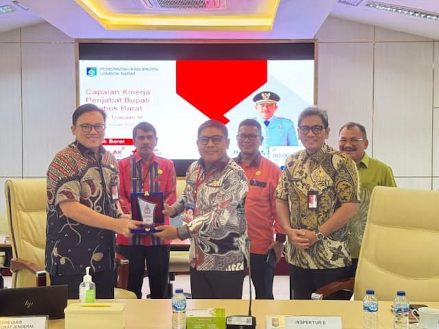 usai_paparkan_kinerja_di_kemendagri_pj_bupati_taput_akui_adanya_kendala