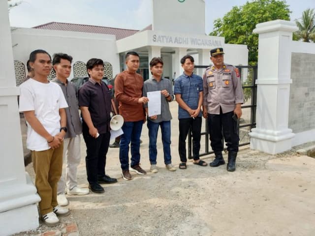 dugaan_pungli_mahasiswa_desak_kejari_padang_lawas_periksa_camat_sosa_timur