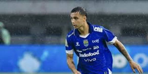 jelang_hadapi_psbs_persib_tanpa_eliano_reijnders