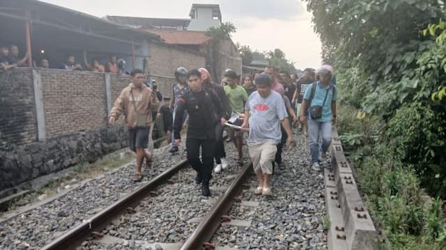 pejalan_kaki_ditabrak_kereta_api_angkutan_bbm_di_siantar_begini_respons_pt_kai_sumut_