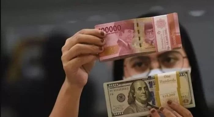 rupiah_menguat_ke_level_rp16721_per_dolar_as_saat_ihsg_anjlok