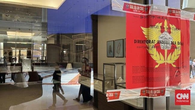 bea_cukai_segel_toko_perhiasan_mewah_di_jakarta_utara_ini_sebabnya