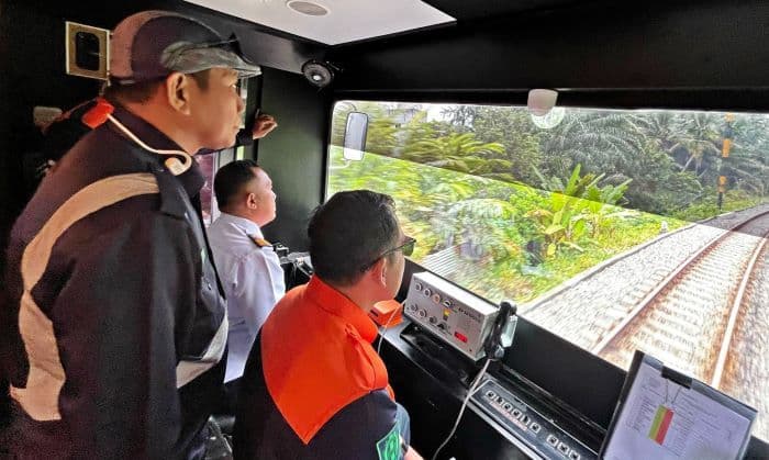pastikan_kelancaran_mudik_pt_kai_sumut_cek_rel_hingga_jembatan_dan_wesel
