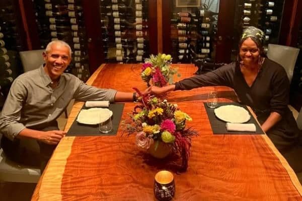 tepis_rumor_perceraian_barack_dan_michelle_obama_kencan_di_restoran_mewah