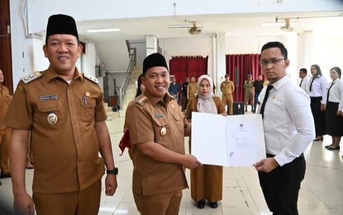 wali_kota_sibolga_ingatkan_etika_dan_integritas_kepada_239_pppk_yang_baru