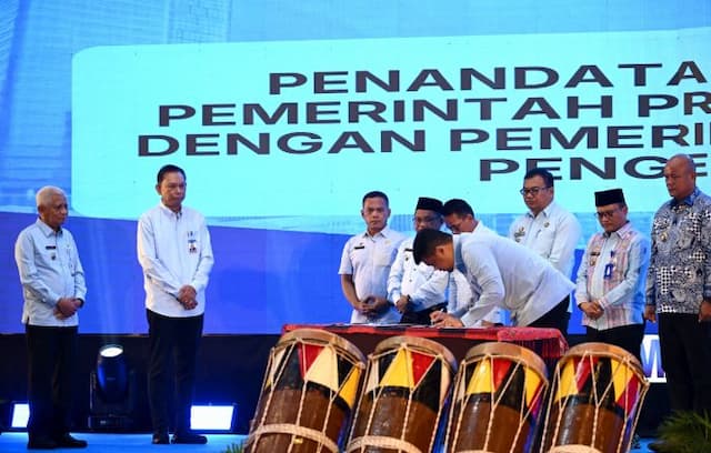 gubernur_bobby_teken_mou_pengendalian_inflasi_perkuat_sinergi_daerah_jaga_stabilitas_harga