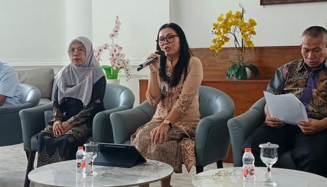 tingkatkan_iplm_di_nias_dan_daerah_bencana_dispursip_sumut_tambah_ribuan_buku_digital_