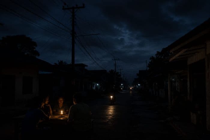 blackout_kelistrikan_baru_satu_daerah_di_wilayah_kerja_pln_perdagangan_yang_pulih