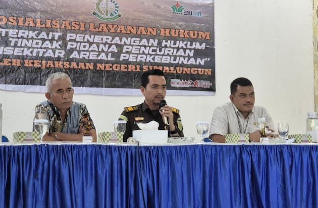 kejari_dan_polres_simalungun_bongkar_dugaan_mafia_sawit_5_orang_diamankan