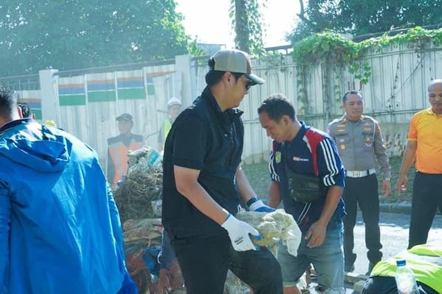 sambut_piala_aff_u19_2026_pemko_medan_gotong_royong_bersihkan_stadion_teladan
