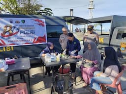 polres_sibolga_gelar_pemeriksaan_kesehatan_gratis_sambut_hari_bhayangkara_ke80