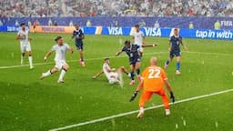 prancis_vs_irak_ditunda_badai_mbappe_bersinar_singa_mesopotamia_bikin_les_bleus_frustrasi