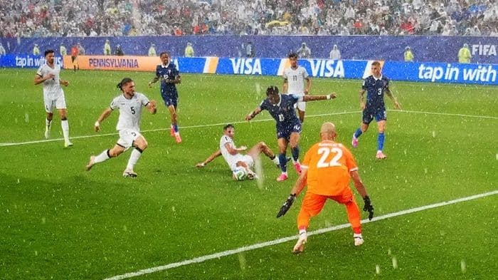 prancis_vs_irak_ditunda_badai_mbappe_bersinar_singa_mesopotamia_bikin_les_bleus_frustrasi