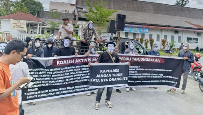 puluhan_aktivis_tanjungbalai_demo_di_polres_dan_kejari_desak_bongkar_jaringan_scammer