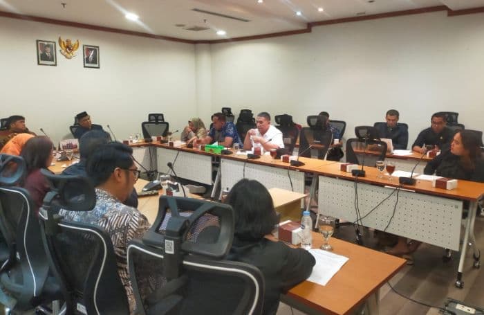 komisi_e_beri_tenggat_sepekan_dinkes_sumut_ungkap_hasil_investigasi_rs_hermina_