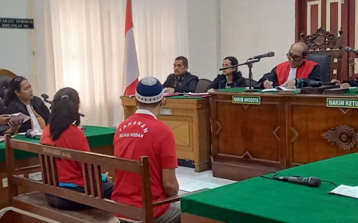 tuntutan_kasus_investasi_fiktif_wood_pellet_rp12_miliar_empat_kali_ditunda_hakim_meradang