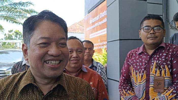 wakil_bps_ri_minta_warga_sergai_tak_ragu_berikan_data_sensus_ekonomi