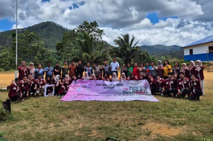 mahasiswa_uinsu_kkn_di_juhar_gandeng_polsek_sosialisasikan_antibullying_dan_narkoba