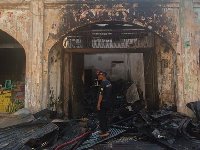 lima_ruko_di_pematangsiantar_terbakar_kerugian_ditaksir_rp5_miliar_