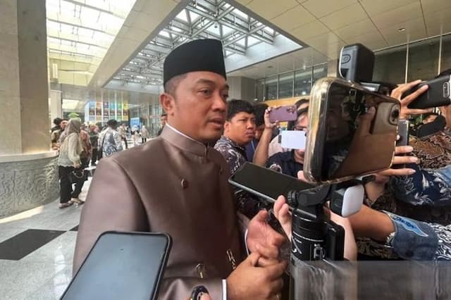 mensesneg_tegas_membantah_haji_isam_bukan_koordinator_penanganan_karhutla_