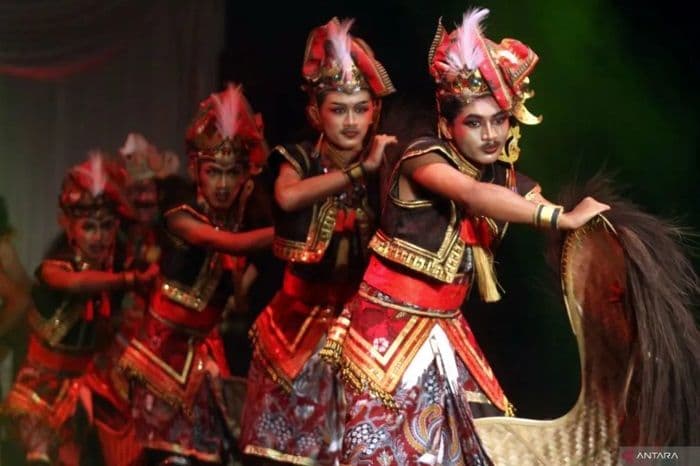 pesan_kofifah_jangan_sampai_ada_panggung_tapi_kehilangan_penerus