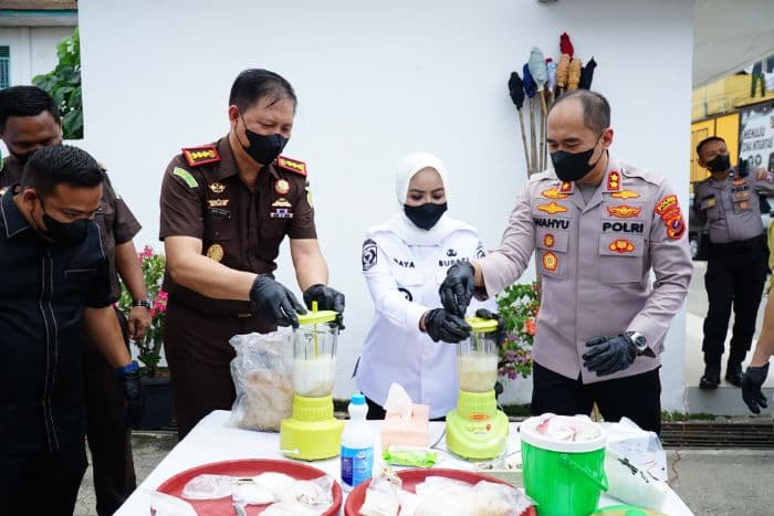 25_kg_sabu_hingga_ekstasi_dimusnahkan_kejari_labuhanbatu