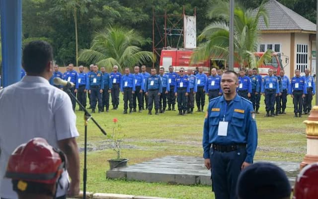 damkar_di_deli_serdang_diminta_utamakan_keselamatan_diri_saat_bertugas