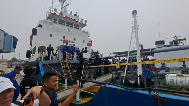 kapal_hantu_di_selat_malaka_menguak_identitas_mt_global_168_berbendera_mongolia_milik_perusahaan_malaysia_