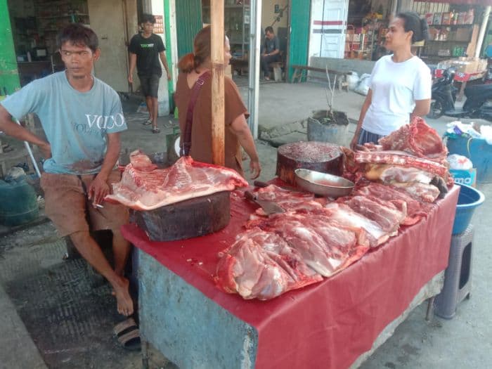 harga_daging_babi_di_laguboti_lebih_murah_dibanding_porsea