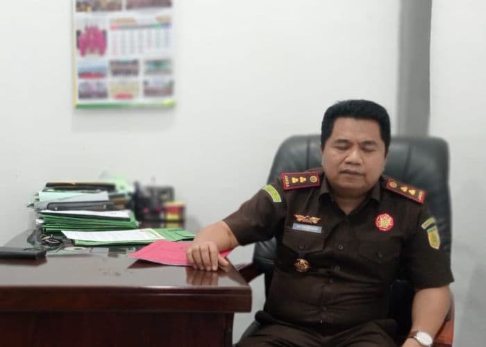 kasus_korupsi_bansos_kadis_sosial_pmd_kejari_samosir_periksa_warga_penerima_bantuan_dan_perangkat_desa