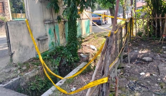 mayat_wanita_ditemukan_mengambang_dalam_parit_di_kawasan_deli_tua_