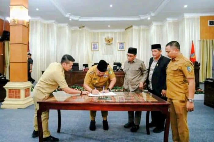 perda_soal_disabilitas_csr_dan_air_minum_resmi_berlaku_di_batu_bara