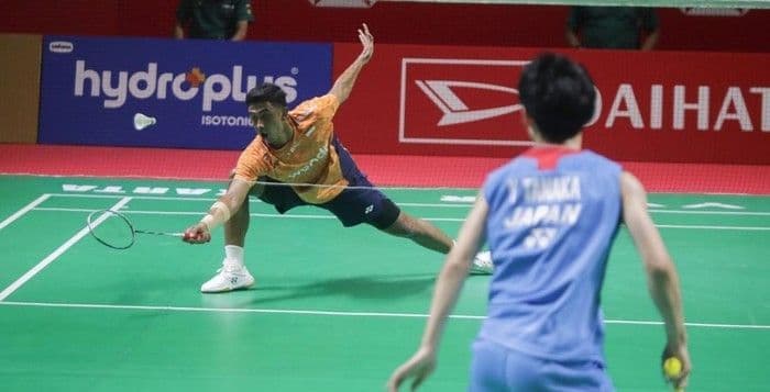 alwi_farhan_melaju_ke_semifinal_indonesia_masters_2026_berkat_dukungan_sorak_penonton_istora