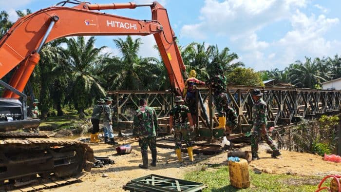 pembangunan_jembatan_bailey_langkat_selesai_akses_desa_besilam_dan_banjaran_raya_pulih