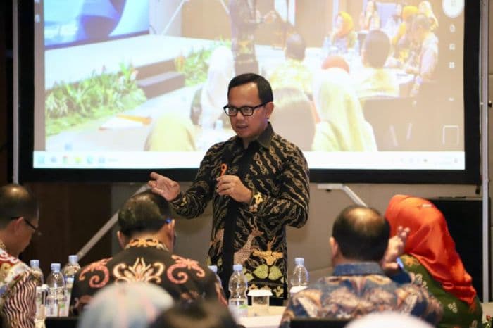 tiga_kepala_daerah_dilarikan_ke_rs_saat_jalani_retret