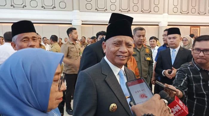 usai_melantik_eselon_ii_surya_kita_bukan_superman_tapi_supertim