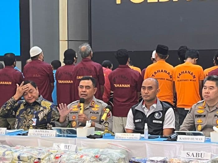 kapolda_sumut_irjen_whisnu_pecat_61_anggota_polri_terlibat_kasus_narkoba_janji_reward_untuk_anggota_berprestasi