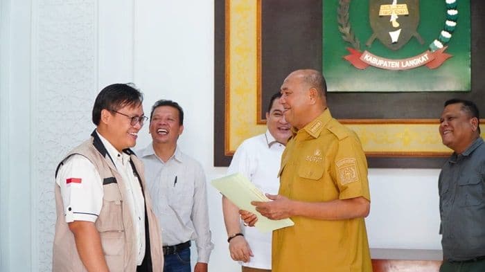 pt_rapala_sri_timur_hibahkan_46_hektare_lahan_untuk_huntap_korban_banjir_di_langkat