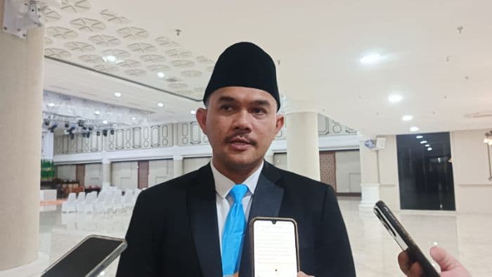 alex_sinulingga_dilantik_jadi_kadis_pendidikan_sumut_menggantikan_abdul_haris_lubis