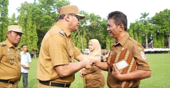 bupati_deli_serdang_pecat_dua_asn_thr_12_ribu_asn_cair_hari_ini