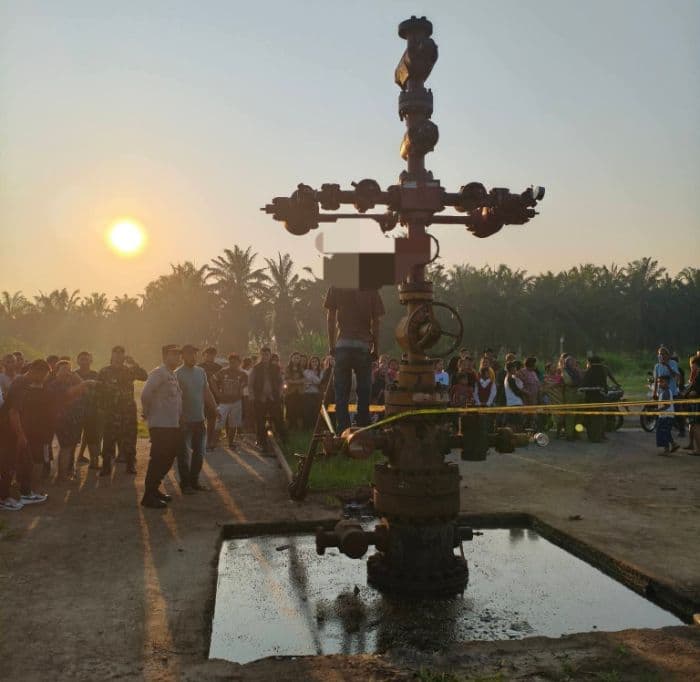 pria_ditemukan_tewas_tergantung_di_binjai_lokasi_kilang_minyak_lama_gegerkan_warga
