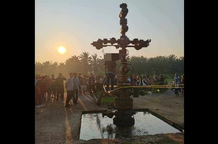seorang_pria_ditemukan_tewas_tergantung_di_eks_kilang_minyak_binjai_utara